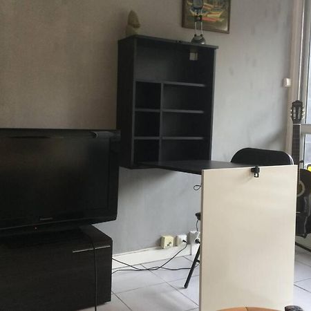 Studio Meuble Ensoleille Fibre Bouygues Nîmes Exteriér fotografie