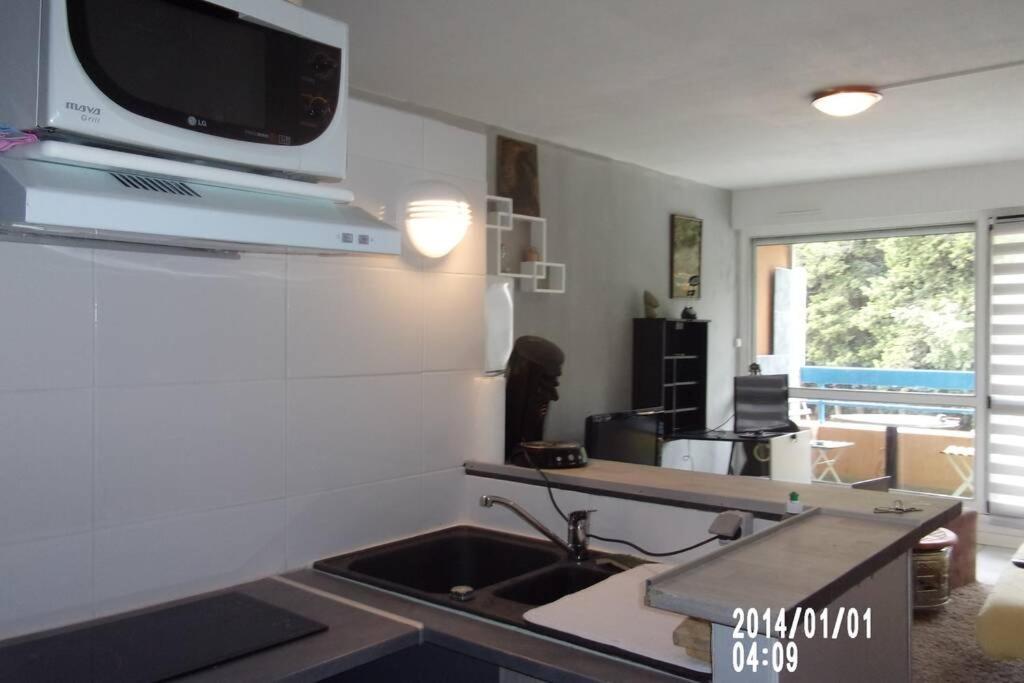 Studio Meuble Ensoleille Fibre Bouygues Nîmes Exteriér fotografie